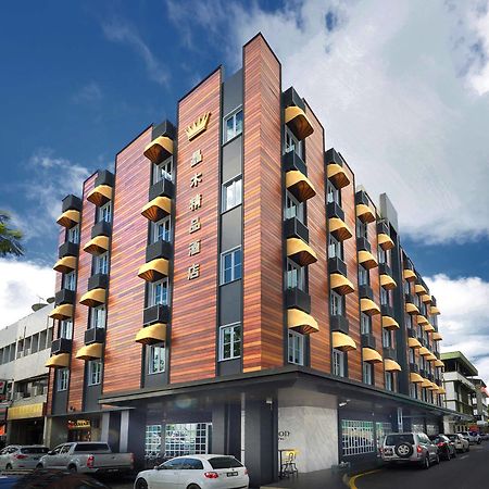 Kingwood Boutique Hotel Miri Bagian luar foto