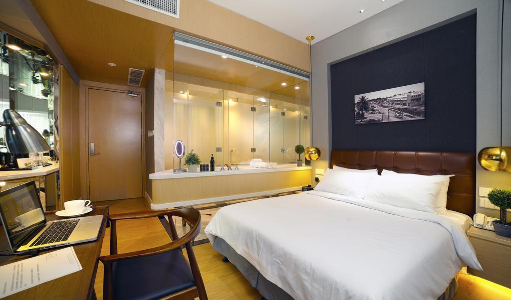 Kingwood Boutique Hotel Miri Bagian luar foto