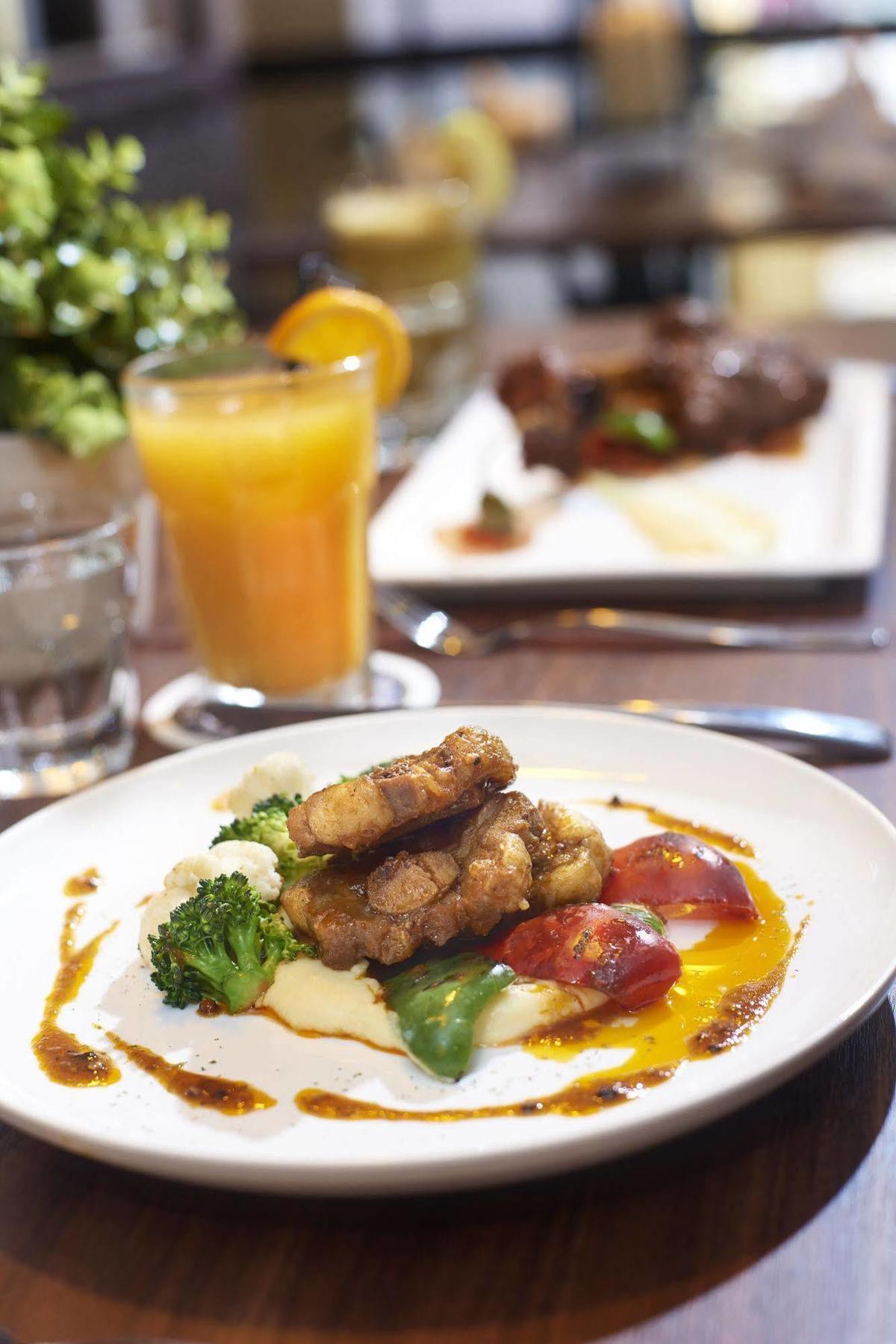 Kingwood Boutique Hotel Miri Bagian luar foto